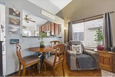 2468 Roxbury Lane, Montgomery, IL 60538 - Photo 7