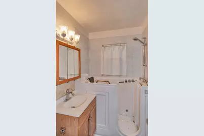 1562 S 5th Avenue, Kankakee, IL 60901 - Photo 11