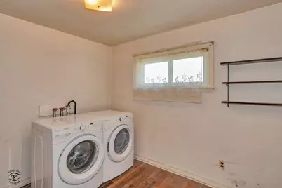 1562 S 5th Avenue, Kankakee, IL 60901 - Photo 13