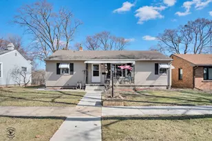 1562 S 5th Ave, Kankakee, IL 60901 - Photo 1
