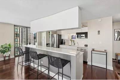 2 E Erie Street #3712, Chicago, IL 60611 - Photo 3