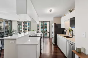 2 E Erie St, Chicago, IL 60611 - Photo 5