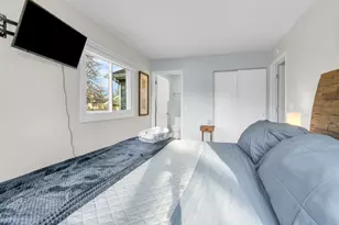 1246 Pinewood Dr, Crystal Lake, IL 60014 - Photo 33