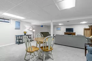 1246 Pinewood Dr, Crystal Lake, IL 60014 - Photo 41