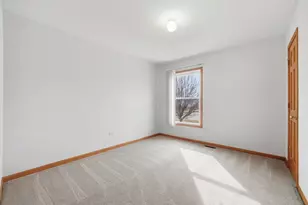 424 N Aspen Dr, Cortland, IL 60112 - Photo 19