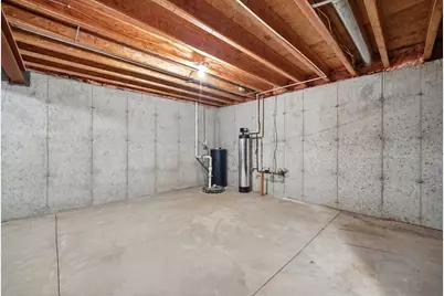 424 N Aspen Drive, Cortland, IL 60112 - Photo 31