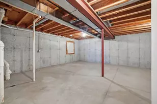 424 N Aspen Dr, Cortland, IL 60112 - Photo 29