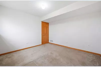 424 N Aspen Drive, Cortland, IL 60112 - Photo 23