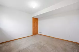 424 N Aspen Dr, Cortland, IL 60112 - Photo 23