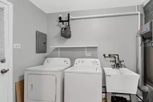 17015 Annetta Ave, Hazel Crest, IL 60429 - Photo 19