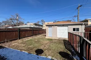 3515 Madison St, Bellwood, IL 60104 - Photo 3