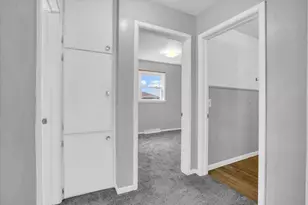 341 W Spruce St, Paxton, IL 60957 - Photo 25