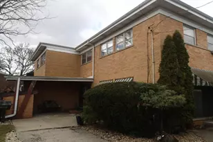 3619 W Pratt Ave, Lincolnwood, IL 60712 - Photo 1