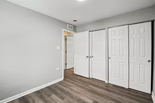 3403 Fountainbleau Dr, Hazel Crest, IL 60429 - Photo 17