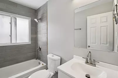 3403 Fountainbleau Drive, Hazel Crest, IL 60429 - Photo 19