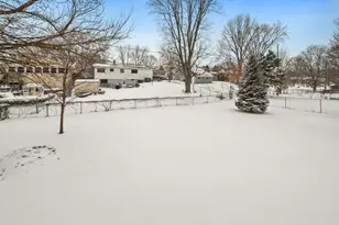 228 W Taylor St, Dekalb, IL 60115 - Photo 29