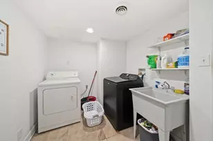 228 W Taylor St, Dekalb, IL 60115 - Photo 23