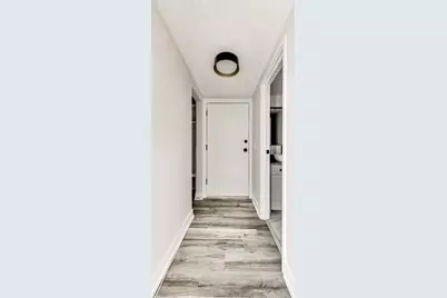 239 Gregory Street #8, Aurora, IL 60504 - Photo 5