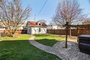 732 S Kenilworth Ave, Oak Park, IL 60304 - Photo 27