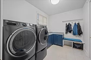 1955 Amberley Ct, Lake Forest, IL 60045 - Photo 29