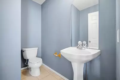 2719 Gill Street, Bloomington, IL 61704 - Photo 5