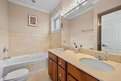 1658 W Diversey Parkway #2, Chicago, IL 60614 - Photo 15