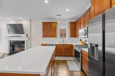 1658 W Diversey Parkway #2, Chicago, IL 60614 - Photo 9