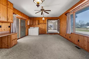 204 W Meade St, White Heath, IL 61884 - Photo 23