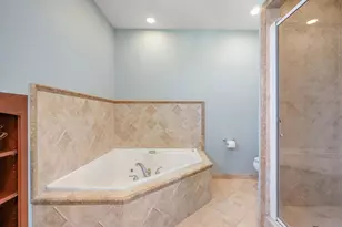 1607 E Indiana St, Wheaton, IL 60187 - Photo 19