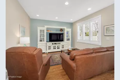 1607 E Indiana Street, Wheaton, IL 60187 - Photo 15