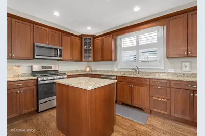 1607 E Indiana Street, Wheaton, IL 60187 - Photo 13