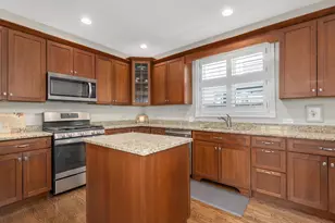 1607 E Indiana St, Wheaton, IL 60187 - Photo 13