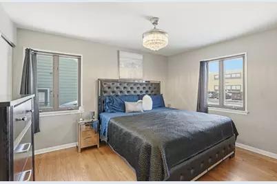 537 E 161st Place, South Holland, IL 60473 - Photo 9