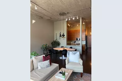 320 E 21st Street #411, Chicago, IL 60616 - Photo 3