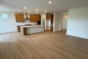 3252 Oak Creek Ln, Aurora, IL 60503 - Photo 3