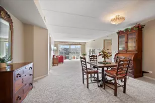 3850 W Bryn Mawr Ave, Chicago, IL 60659 - Photo 3