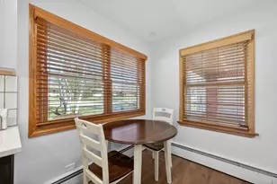 1009 Meadow Ln, Elgin, IL 60123 - Photo 17