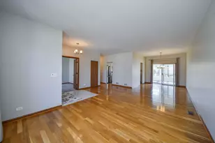 3001 Solitude Ln, Aurora, IL 60502 - Photo 5