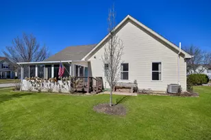 3001 Solitude Ln, Aurora, IL 60502 - Photo 21