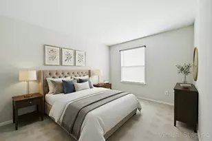 132 Wolcott Ct, Schaumburg, IL 60193 - Photo 5