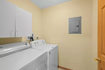 100 N Bokelman Street #330, Roselle, IL 60172 - Photo 17