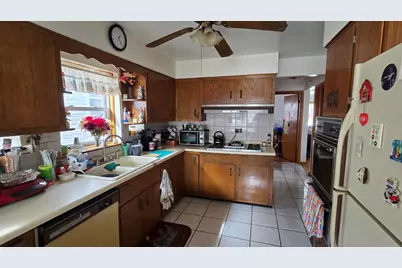 2025 N 72nd Court, Elmwood Park, IL 60707 - Photo 5