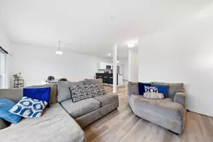 1010 Regent Dr, Matteson, IL 60443 - Photo 5