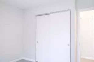 386 Campus Dr, Elgin, IL 60120 - Photo 17