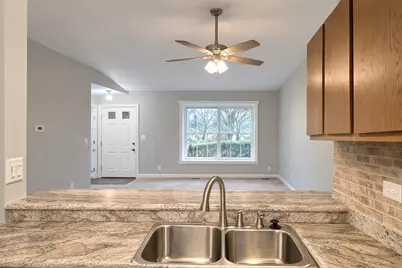 386 Campus Drive, Elgin, IL 60120 - Photo 11