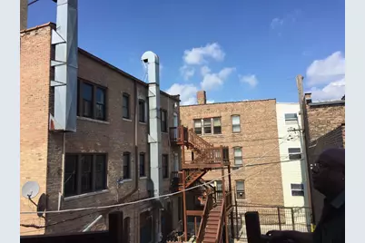 7847 S Essex Avenue, Chicago, IL 60649 - Photo 9