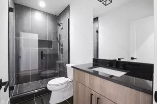 4242 N Sacramento Ave, Chicago, IL 60618 - Photo 33