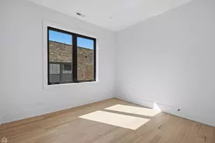 4242 N Sacramento Ave, Chicago, IL 60618 - Photo 29