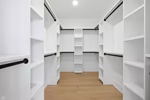 4242 N Sacramento Ave, Chicago, IL 60618 - Photo 23