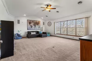 2804 Wedgewood Dr, Champaign, IL 61822 - Photo 35